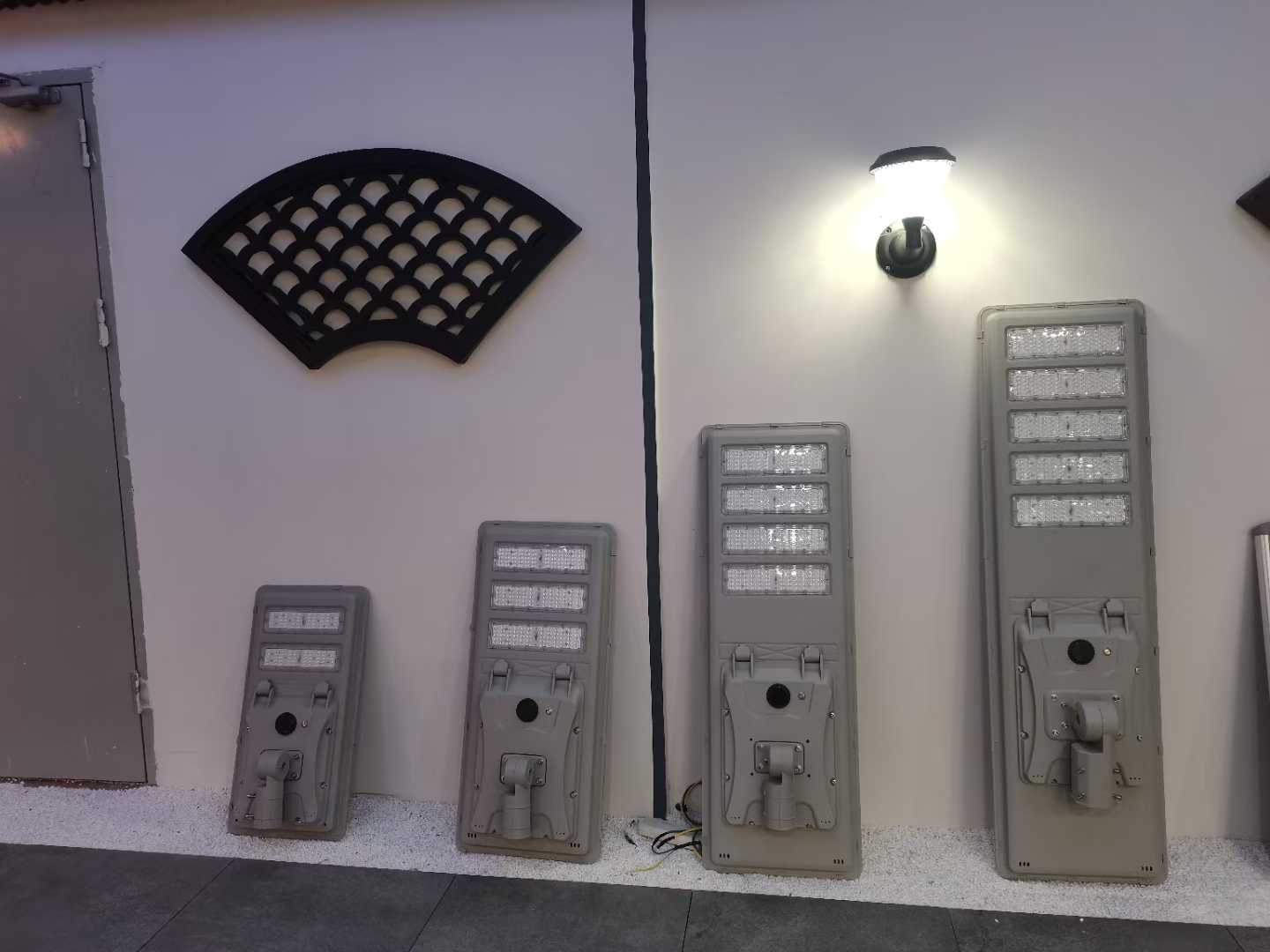 太陽(yáng)能一體化路燈-YN2(圖4)